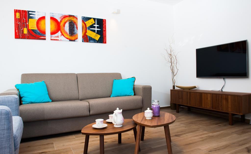 Apartments Villa Laguna With Pool Razanj Room photo